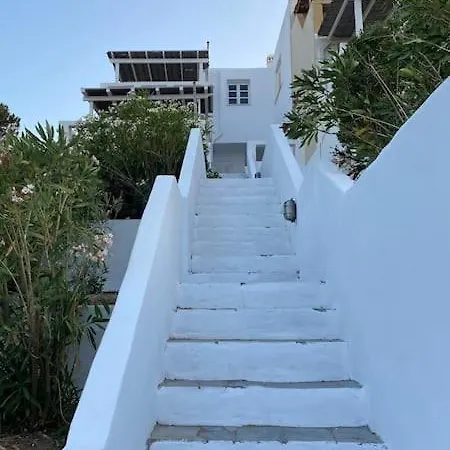 Eros Serifos 利瓦迪奥