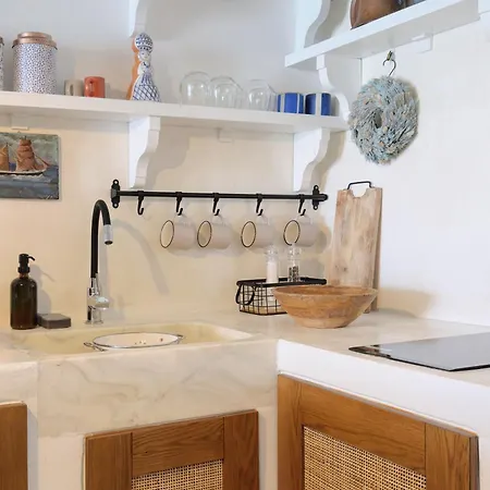 Eros Serifos 利瓦迪奥