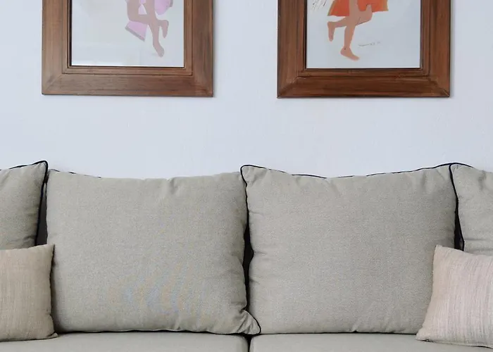 Eros Serifos Λιβάδι